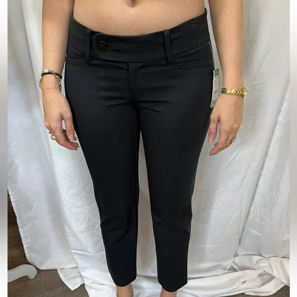 Lilly Pulitzer capri pants